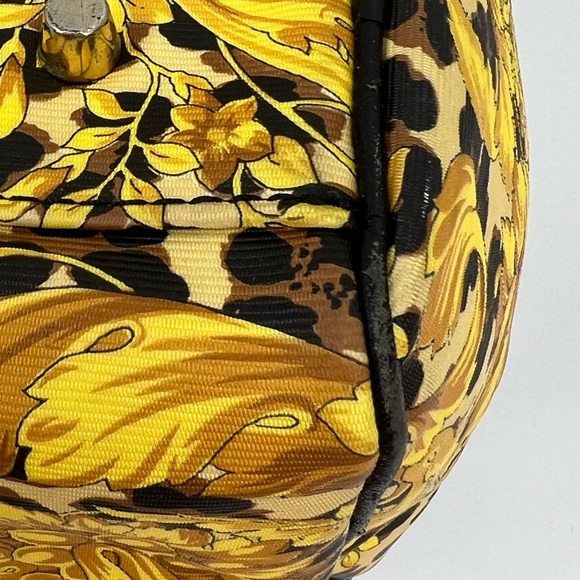 Gianni Versace sunburst Boston bag - Picture 10 of 13